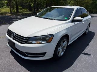 Image of 2014 VOLKSWAGEN PASSAT