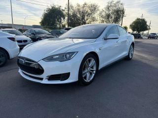 2015 TESLA MODEL S 85