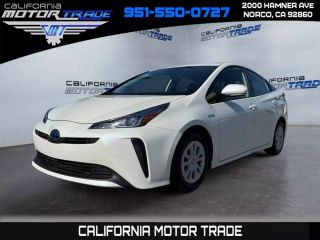 2020 TOYOTA PRIUS LE