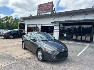 2017 TOYOTA YARIS IA BASE
