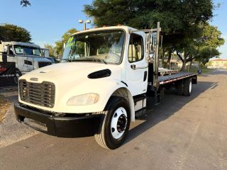Image of 2009 FREIGHTLINER M106