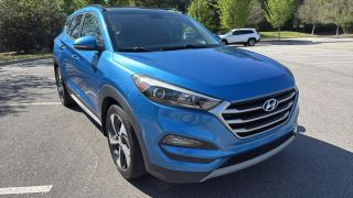 Image of 2017 HYUNDAI TUCSON