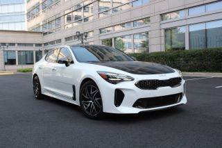 Image of 2022 KIA STINGER