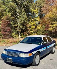 Image of 2011 FORD CROWN VICTORIA