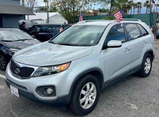 2013 KIA SORENTO LX