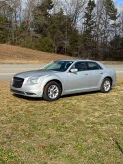Image of 2019 CHRYSLER 300