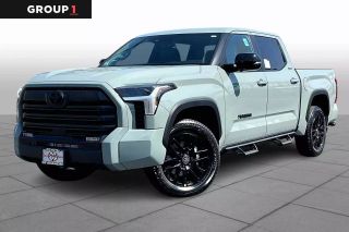 2025 TOYOTA TUNDRA CREWMAX LIMITED PICKUP 4D 5 1/2 FT