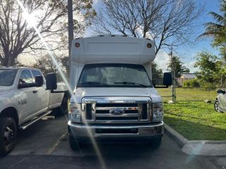 Image of 2015 FORD E450 SUPER DUTY CUTAWAY