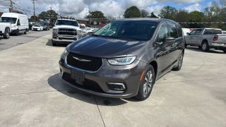 2022 CHRYSLER PACIFICA TOURING L VAN
