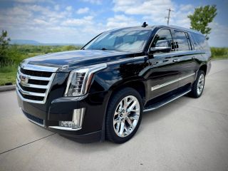 Image of 2016 CADILLAC ESCALADE ESV