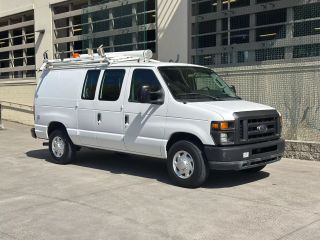 2011 FORD E250 BASE
