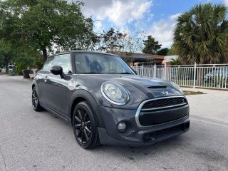 2017 MINI HARDTOP 2 DOOR COOPER S