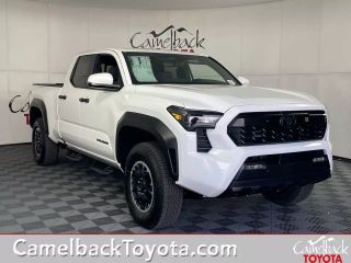 2025 TOYOTA TACOMA DOUBLE CAB TRD OFF-ROAD PICKUP 4D 5 FT