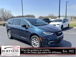 2025 CHRYSLER PACIFICA SELECT VAN 4D