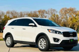 2017 KIA SORENTO LX