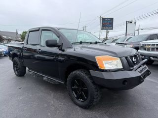 2011 NISSAN TITAN S