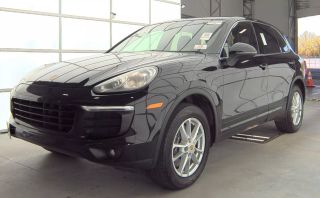 Image of 2016 PORSCHE CAYENNE