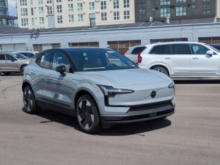 2025 VOLVO EX30 TWIN MOTOR PERFORMANCE PLUS SPORT UTILITY 4D