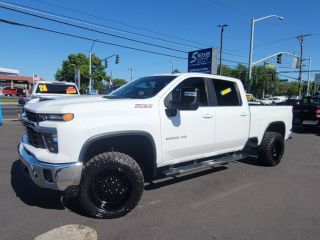 Image of 2024 CHEVROLET SILVERADO 2500 HD CREW CAB