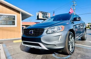 2017 VOLVO XC60 T5 DYNAMIC