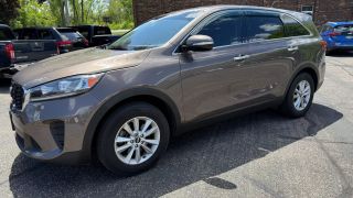 2019 KIA SORENTO LX