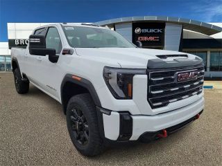 2025 GMC SIERRA 2500 HD CREW CAB AT4 PICKUP 4D 6 1/2 FT