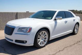 2013 CHRYSLER 300 SEDAN WHITE AUTOMATIC - RevEuro LLV, Las Vegas, NV, 36.05773, -115.17612