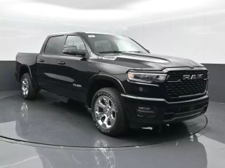 2025 RAM 1500 CREW CAB BIG HORN PICKUP 4D 5 1/2 FT