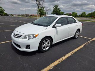 2013 TOYOTA COROLLA LE