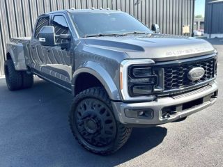 2023 FORD F450 PLATINUM