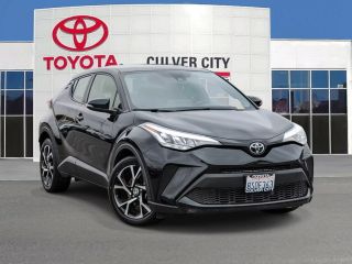 2020 TOYOTA C-HR XLE
