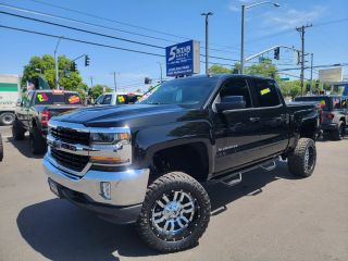 Image of 2018 CHEVROLET SILVERADO 1500 CREW CAB