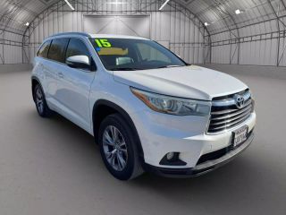 Image of 2015 TOYOTA HIGHLANDER