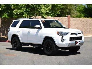 Image of 2015 TOYOTA 4RUNNER