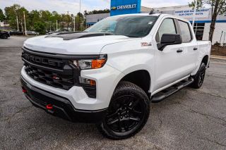 2025 CHEVROLET SILVERADO 1500 CREW CAB CUSTOM TRAIL BOSS PICKUP 4D 5 3/4 FT