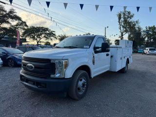 Image of 2018 FORD F350 SUPER DUTY REGULAR CAB & CHASSIS