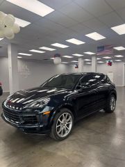 Image of 2019 PORSCHE CAYENNE
