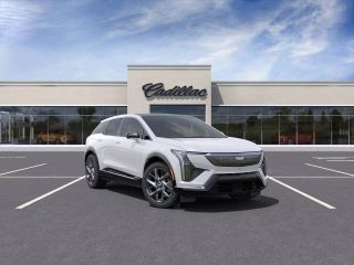 2025 CADILLAC OPTIQ LUXURY 2