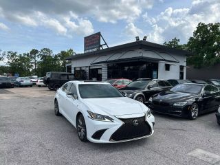 Image of 2020 LEXUS ES