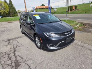 Image of 2019 CHRYSLER PACIFICA