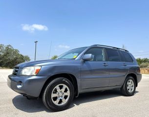 Image of 2004 TOYOTA HIGHLANDER 2WD
