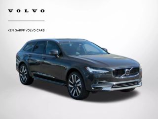 2025 VOLVO V90 B6 ULTRA CROSS COUNTRY WAGON 4D