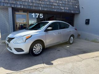 2017 NISSAN VERSA SV