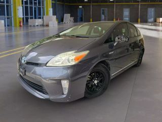 Image of 2015 TOYOTA PRIUS