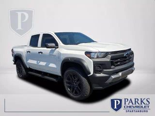 2025 CHEVROLET COLORADO CREW CAB TRAIL BOSS PICKUP 4D 5 FT