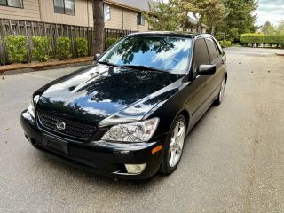 Image of 2003 LEXUS IS