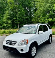 Image of 2005 HONDA CR-V