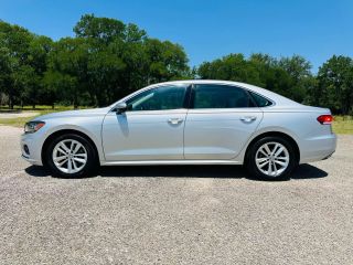 Image of 2020 VOLKSWAGEN PASSAT