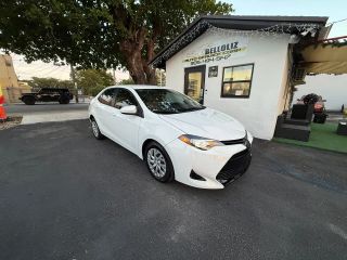 Image of 2018 TOYOTA COROLLA
