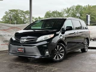Image of 2020 TOYOTA SIENNA